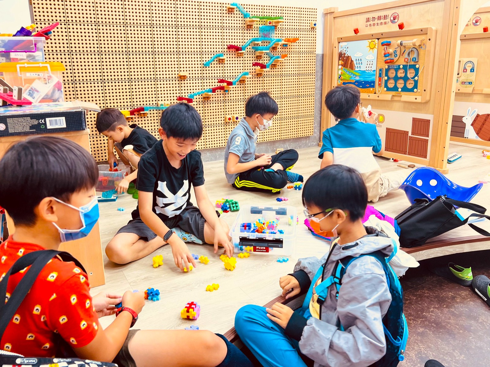 小史塔克 STEM 創意遊戲區